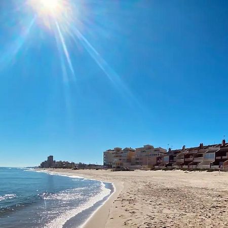 Вилла Modern Beachfront Townhouse Перельо Экстерьер фото