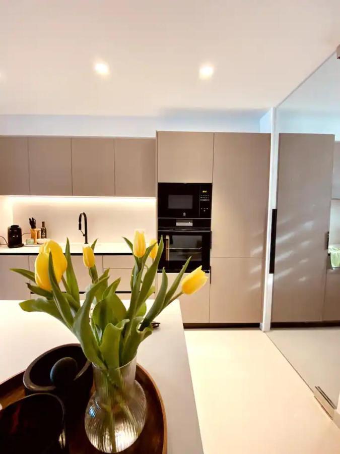 Вилла Modern Beachfront Townhouse Перельо Экстерьер фото