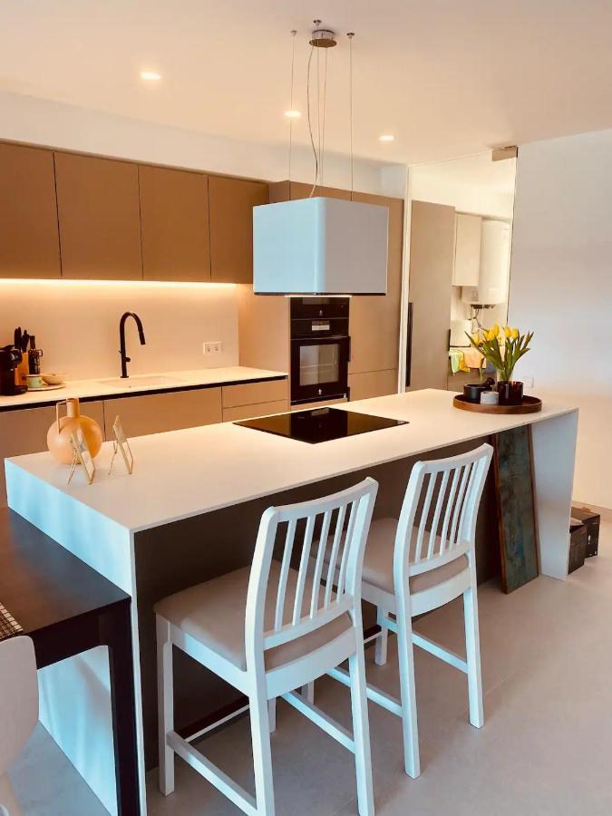 Вилла Modern Beachfront Townhouse Перельо Экстерьер фото