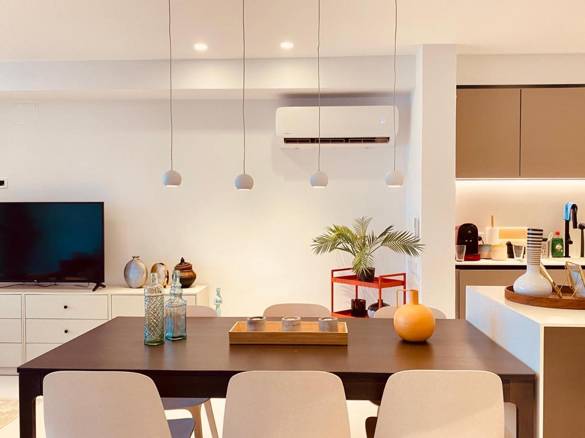 Вилла Modern Beachfront Townhouse Перельо Экстерьер фото