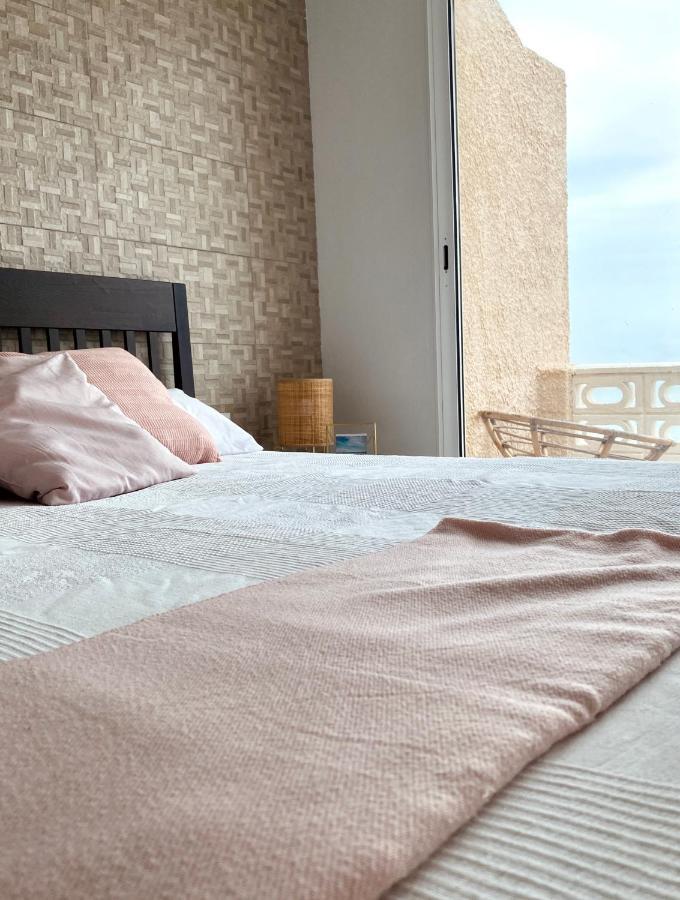 Вилла Modern Beachfront Townhouse Перельо Экстерьер фото